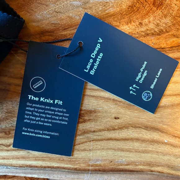 NWT Knix Lace Deep-V Bra - Picture 9 of 11